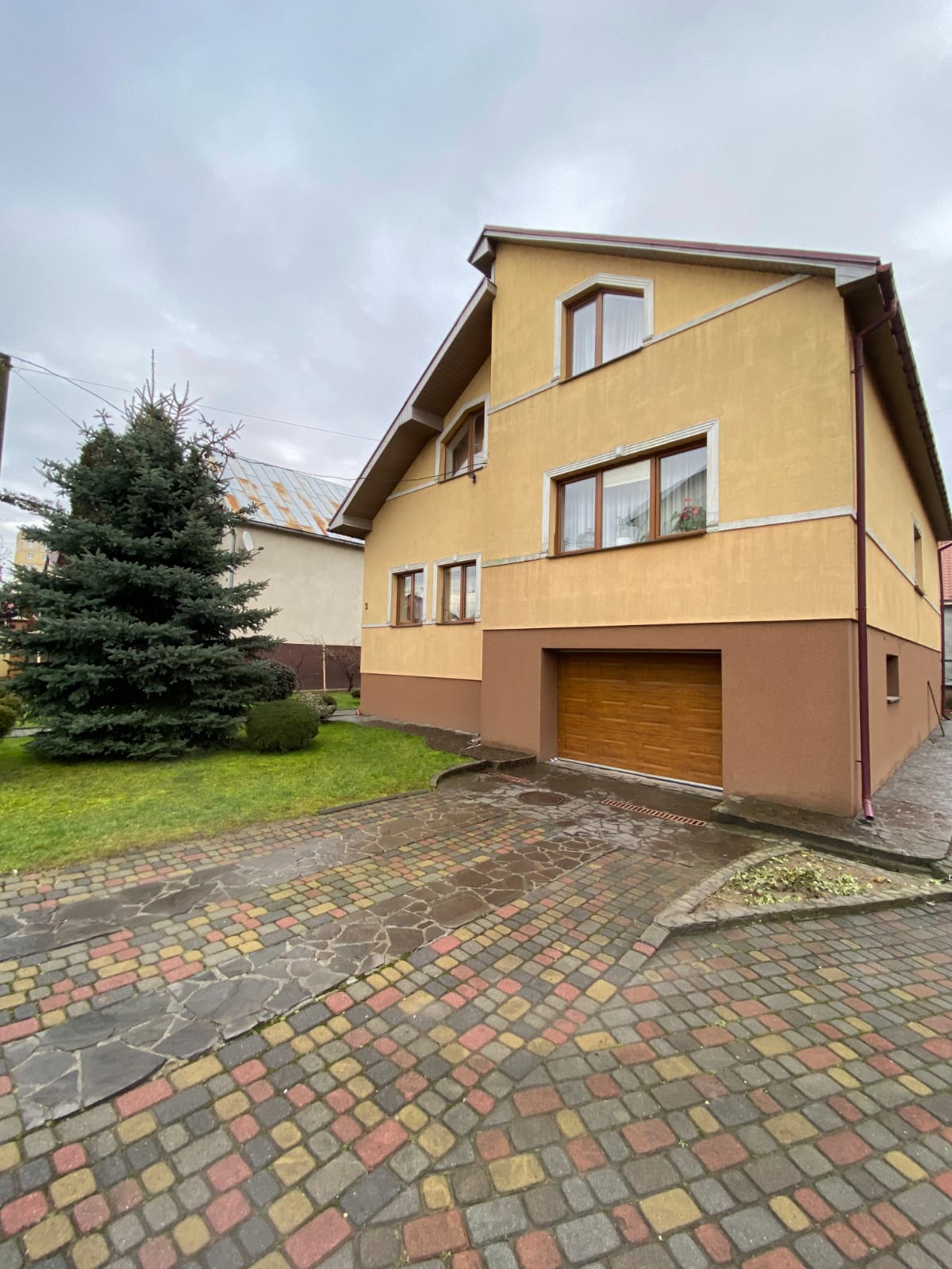 Будинок 215 м² у престижному районі Росвигово, Мукачево