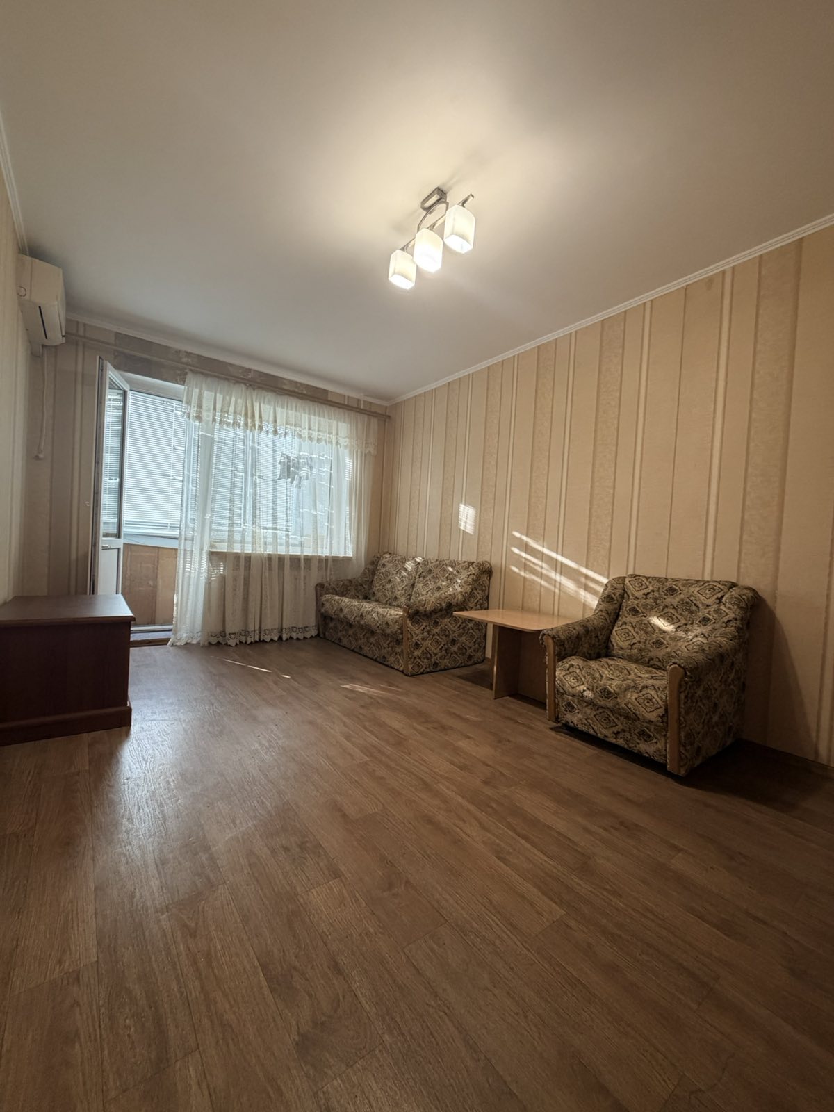 Продаж 1-кімнатної квартири, 34,4 м² — проспект Небесної Сотні, Одеса